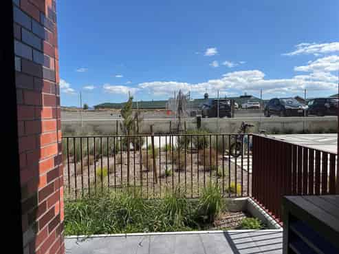 105/2B Te Ara Taurapa, Point Chevalier