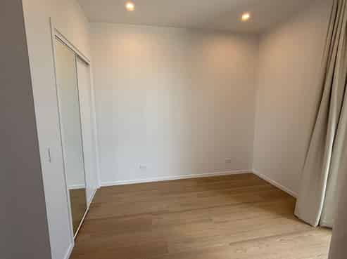 105/2B Te Ara Taurapa, Point Chevalier