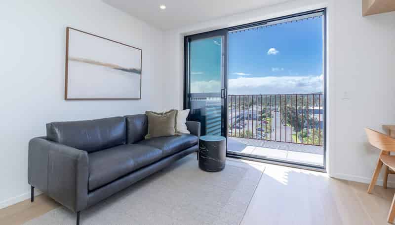 105/2B Te Ara Taurapa, Point Chevalier