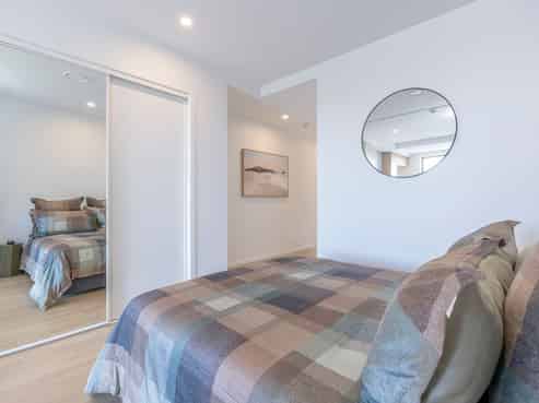 105/2B Te Ara Taurapa, Point Chevalier