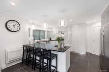 105B Beach Road, Mellons Bay