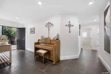 105B Beach Road, Mellons Bay