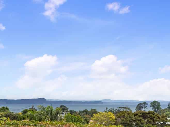 15A  Rimu Road, Stanmore Bay