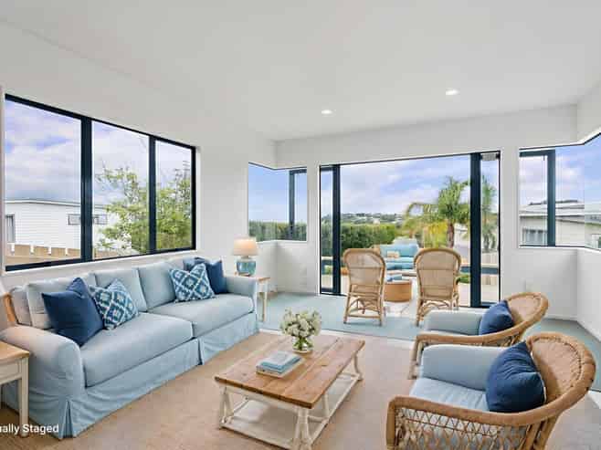 15A  Rimu Road, Stanmore Bay