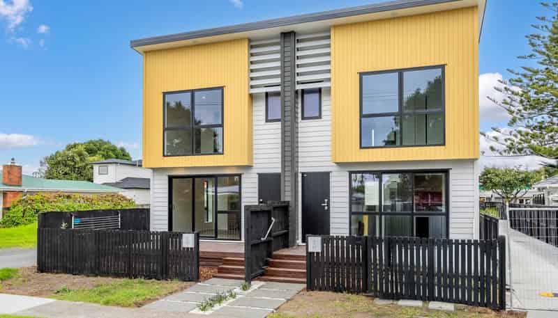 1-6/21 Peachgrove Road, Te Atatu South