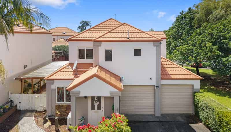 1 Stolford Crescent, New Lynn