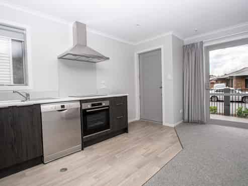 C/2/20 Jones Crescent, Melville