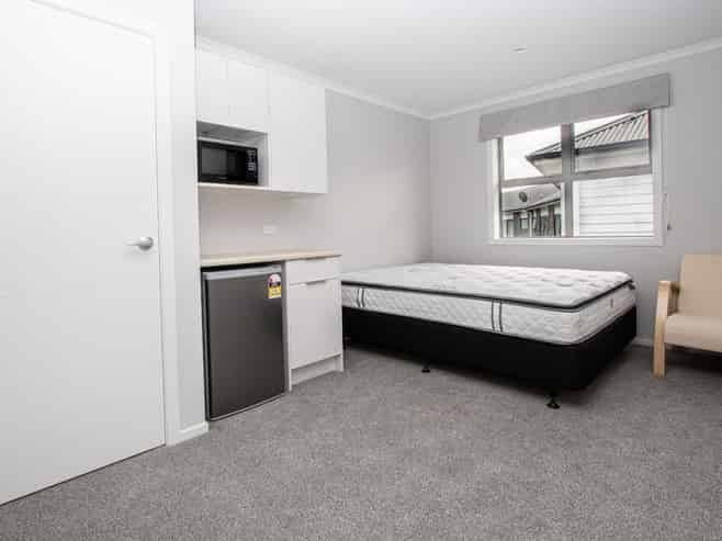 C/2/20 Jones Crescent, Melville