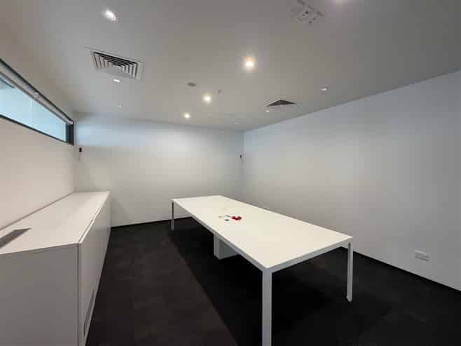 Modern Fitted Office in Grafton