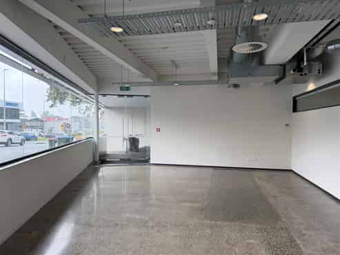 Modern Fitted Office in Grafton