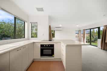 25 Kona Crescent, Henderson