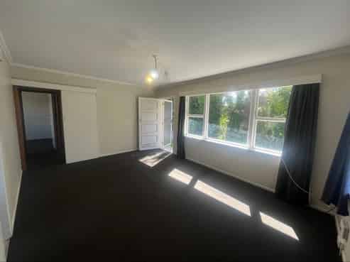 15a Leeds Street, Silverdale