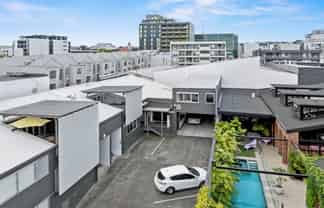 VERSATILE WAREHOUSE/OFFICE
