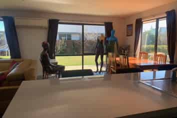 8a Goldrich Grove, Netherby