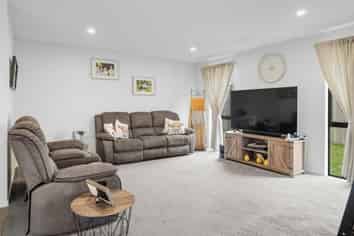 142 Trevors Road, Hampstead