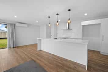 142 Trevors Road, Hampstead