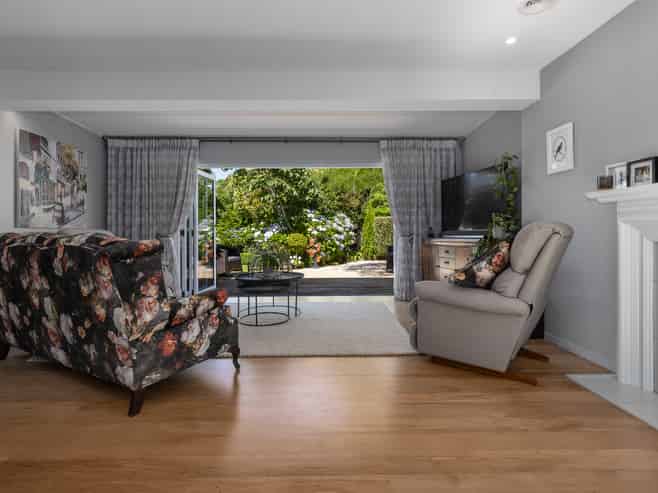 5 Matipo Street, Waikanae