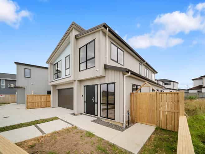 5 Whata Street, Clarks Beach