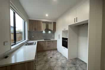 2/8 Maru Road, Takanini