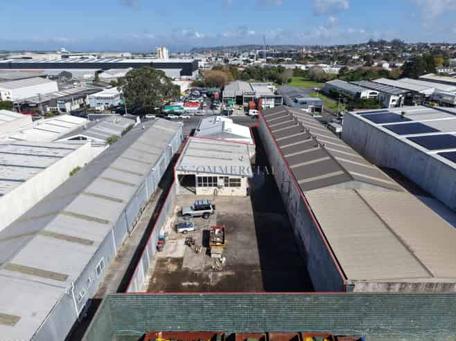 Secure 250sqm Warehouse & 530sqm Yard