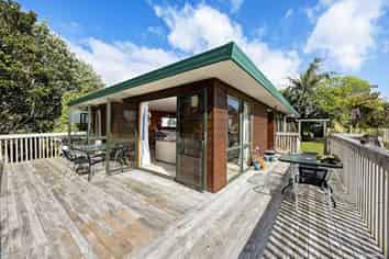 8A Matai Road, Stanmore Bay