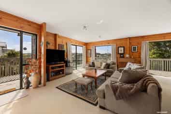 8A Matai Road, Stanmore Bay