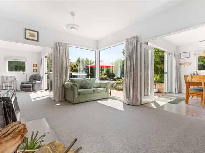 33 Glenbrook Drive, Mosgiel