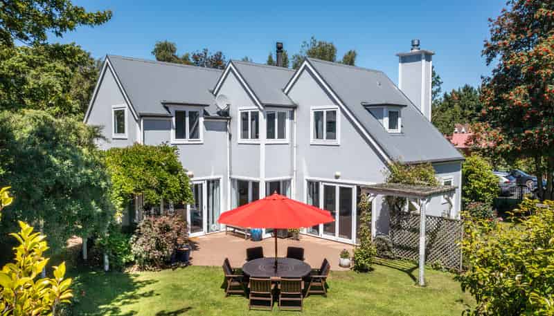 33 Glenbrook Drive, Mosgiel