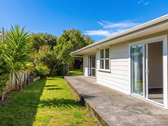 9 Hardie Grove, Featherston