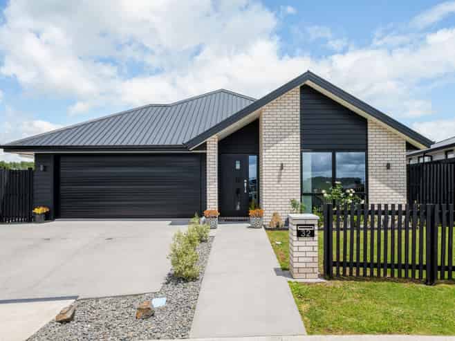 32 Oralee Terrace, Peacocke