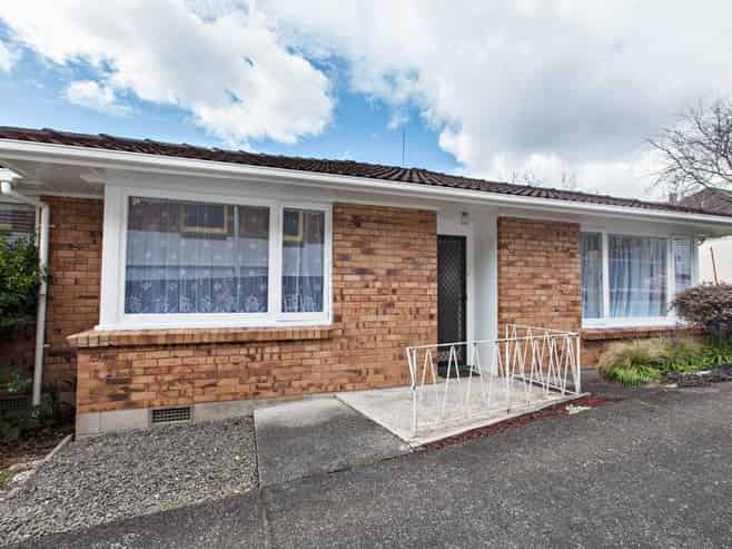 2/8 Rawhiti Road, One Tree Hill