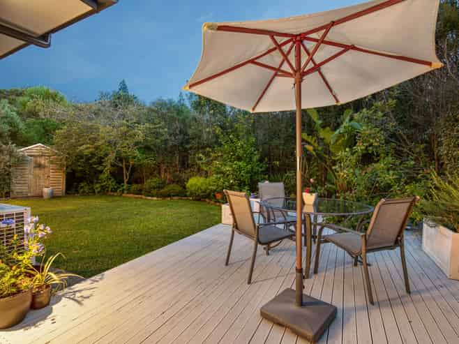 22 Bur Oak Terrace, Schnapper Rock