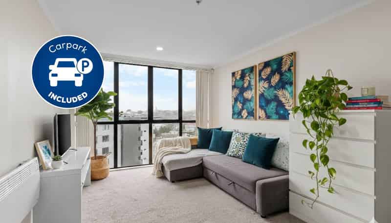 A609/176 Broadway, Newmarket