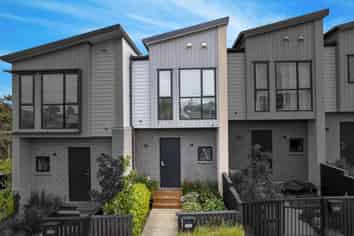 130C Tiriwa Drive, Massey