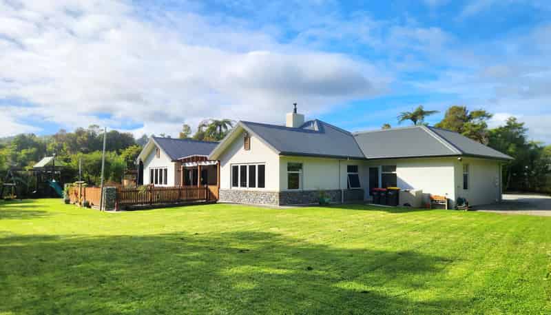 122B Rutherglen Road, Paroa