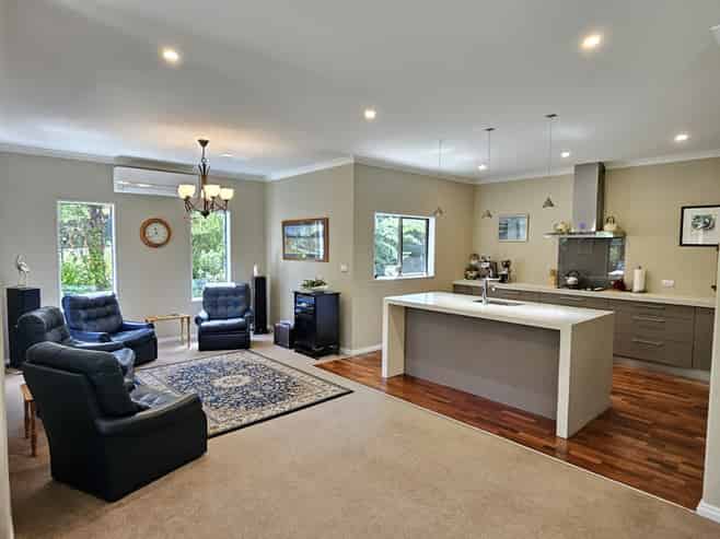 122B Rutherglen Road, Paroa