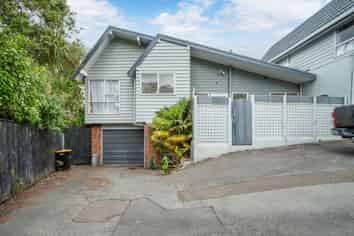 11 Kanpur Road, Broadmeadows