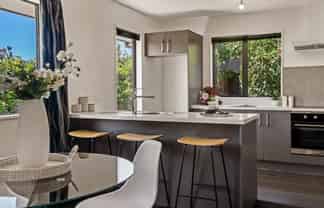 Unit 2/65 Kuaka Crescent, Bromley