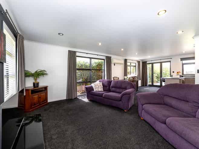 103 Peel Street, Westport