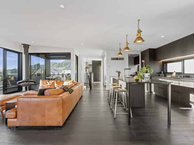 621B Harbour View Road, Whangamata