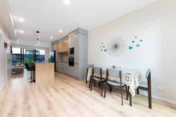 19 Peihana Road, Hobsonville