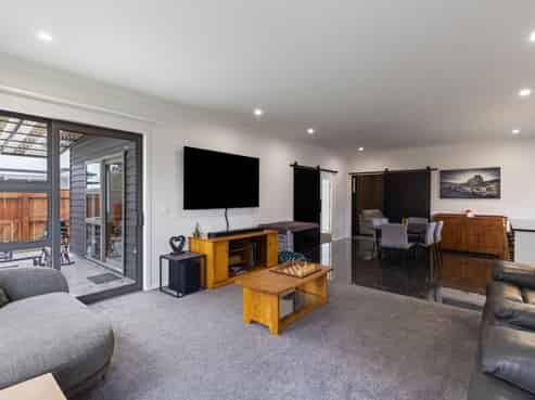 12 Ivy Lane, Kelvin Grove