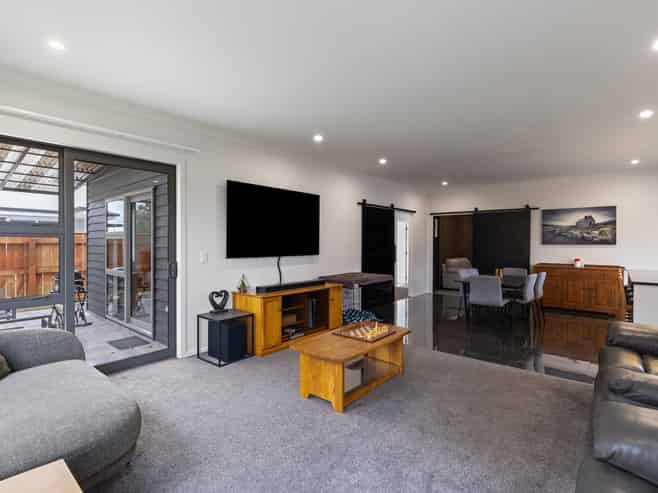 12 Ivy Lane, Kelvin Grove