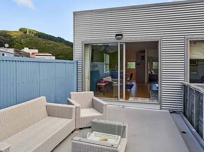 3 Saddleback Grove, Karori