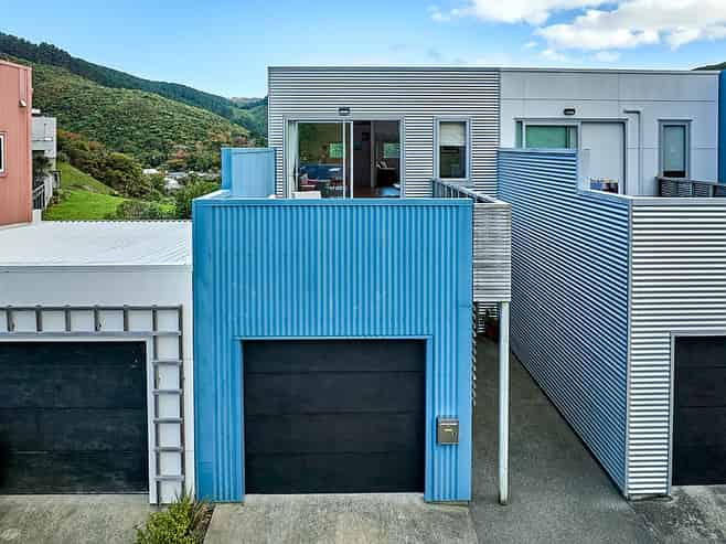 3 Saddleback Grove, Karori