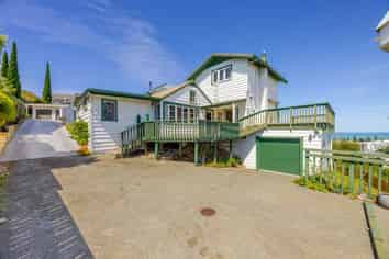 42 Cameron Road, Bluff Hill