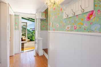 42 Cameron Road, Bluff Hill