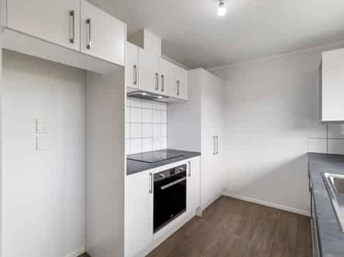 28 Keeling Street, West End