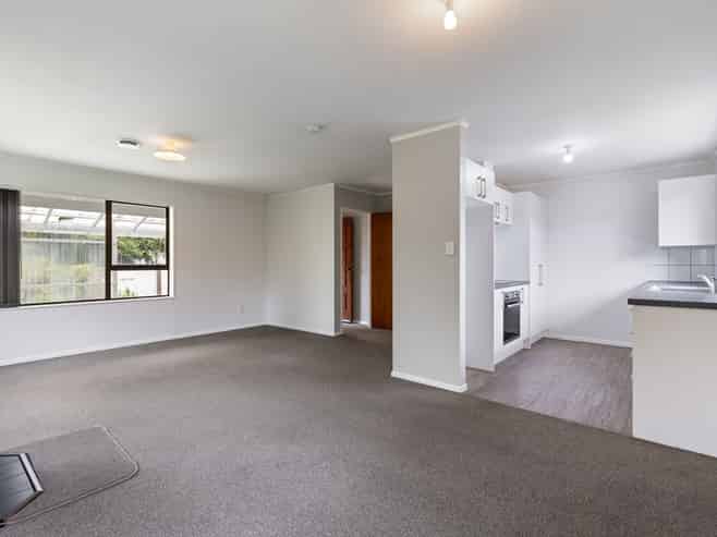 28 Keeling Street, West End