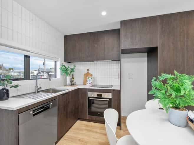 2/9 Vesty Avenue, Hillcrest